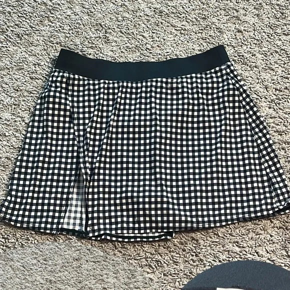 Alo mesh gingham skirt size XS - Picture 3 of 7